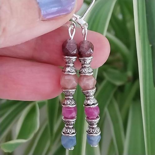 Toermalijn oorbellen met verzilverde oorhaakjes #3876, Sieraden, Tassen en Uiterlijk, Oorbellen, Nieuw, Hangers, Overige materialen
