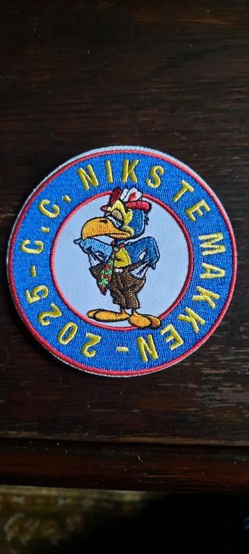 Carnavals Embleem 2025 - Opstrijkbaar beschikbaar voor biedingen