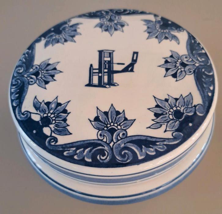 Delfts Blauw Doosje - Handbeschilderd, Antiek en Kunst, Antiek | Keramiek en Aardewerk, Ophalen of Verzenden