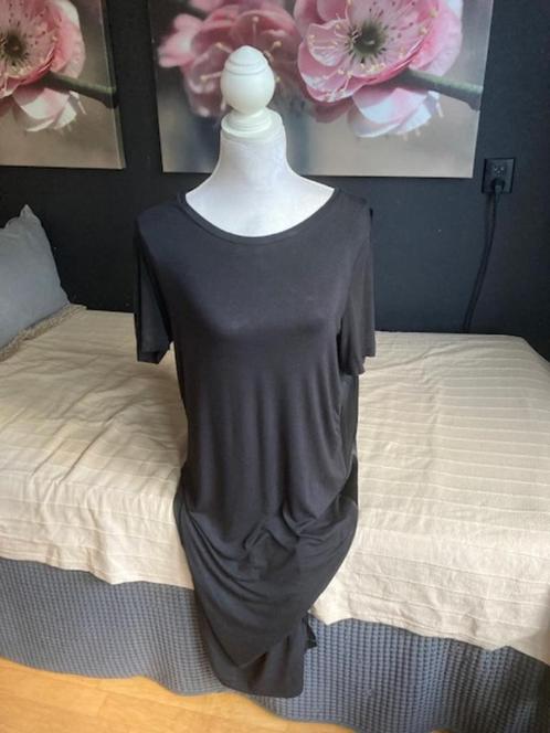 zwarte midi jurk van Yaya woman met ceintuur, Kleding | Dames, Jurken, Gedragen, Maat 38/40 (M), Zwart, Onder de knie, Verzenden