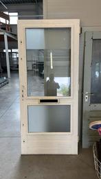 Hardhouten deur met 2 ramen, Doe-het-zelf en Verbouw, Deuren en Horren, Ophalen, 80 tot 100 cm, 200 tot 215 cm, Buitendeur