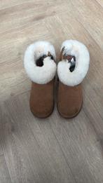 Ugg maat 22.5, Kinderen en Baby's, Ophalen, Zo goed als nieuw, Jongetje of Meisje, Laarsjes