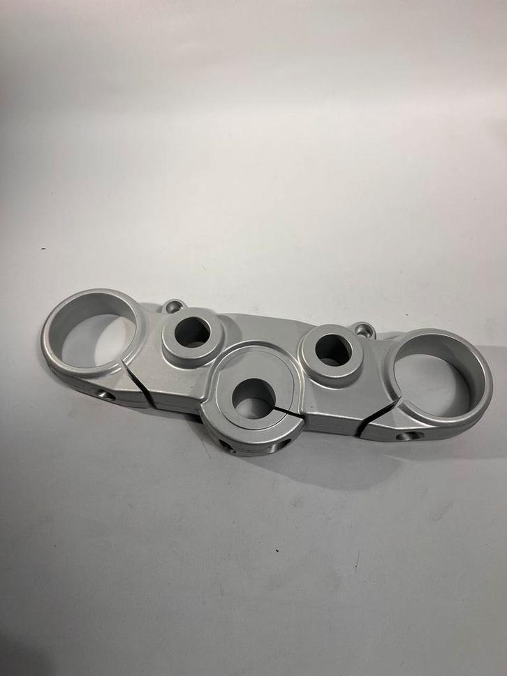 Kroonplaat Aprilia Dorsoduro 750/900, Motoren, Onderdelen | Merk-onafhankelijk, Nieuw, Ophalen of Verzenden