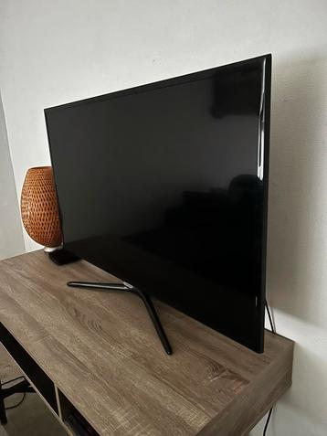 Samsung UE42F5500AW 42 inch Smart TV beschikbaar voor biedingen