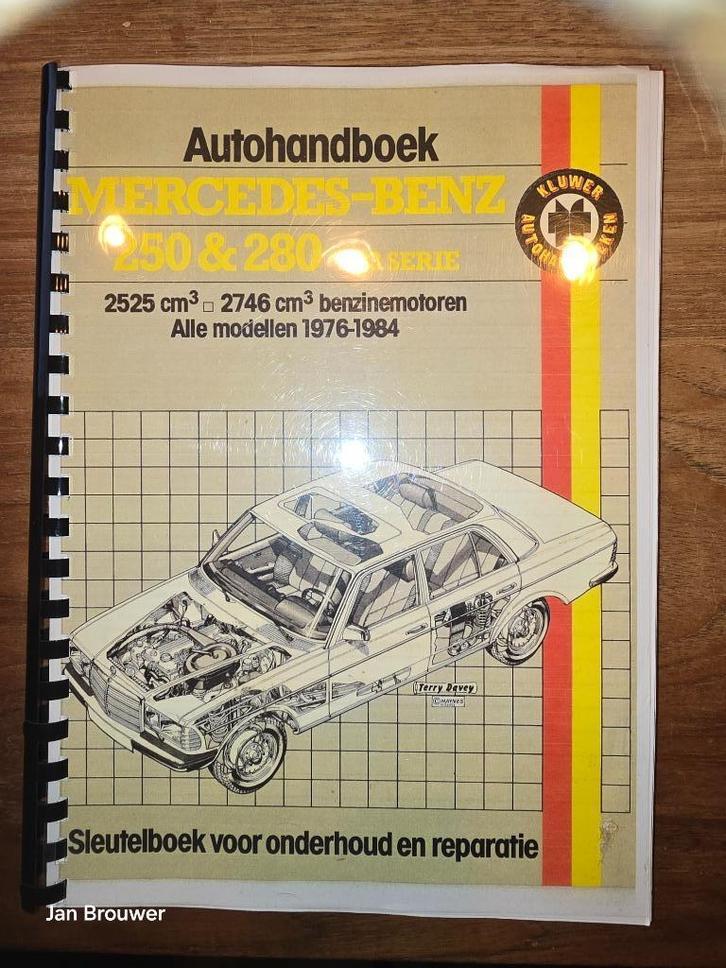 Mercedes - Benz Autohandboek W123, Auto diversen, Handleidingen en Instructieboekjes, Ophalen of Verzenden