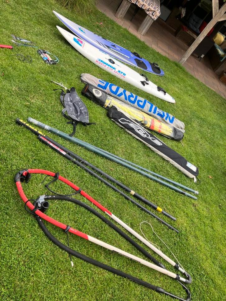 Complete windsurfset van F2, Watersport en Boten, Windsurfen, Gebruikt, Plank, Ophalen