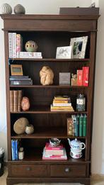 Houten boekenkast koloniale stijl donker bruin, Ophalen, Gebruikt, 100 tot 150 cm, 200 cm of meer