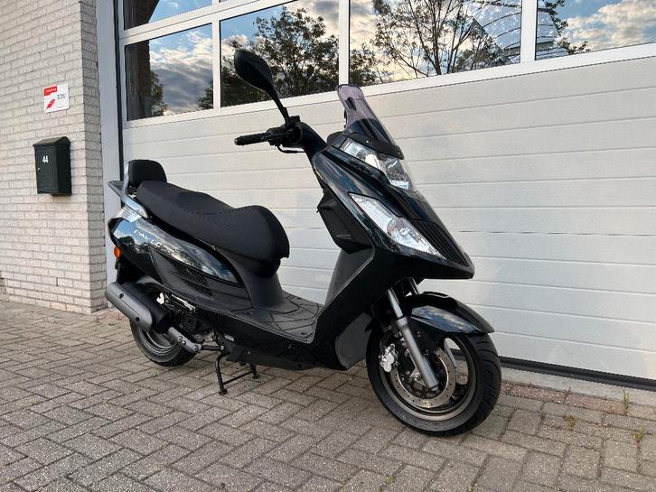 ZGAN.: Kymco New Dink 50 4T bromscooter. 45km. Geel kenteken, Fietsen en Brommers, Scooters | Kymco, Zo goed als nieuw, Overige modellen