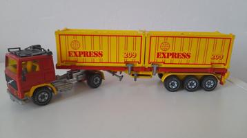 SIKU Volvo F10 container truck /vrachtwagen 1979 goede staat beschikbaar voor biedingen