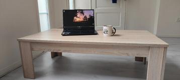 Small / coffe table beschikbaar voor biedingen