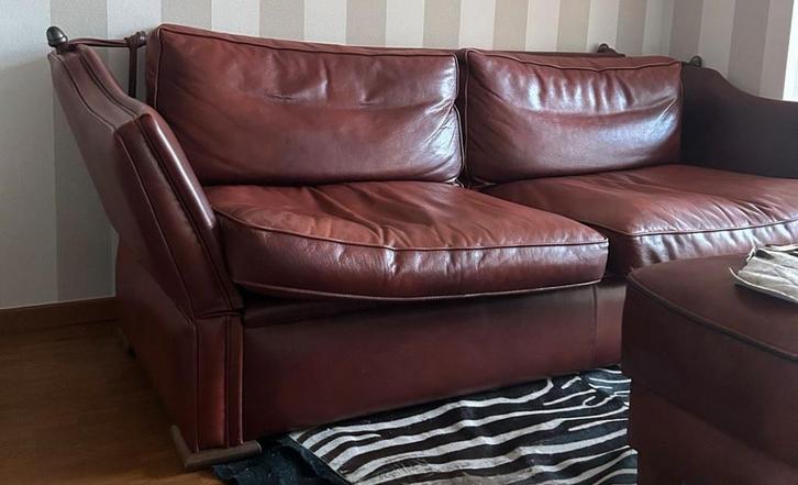 Lederen Kasteelbank - Stijlvol en Comfortabel, Huis en Inrichting, Banken | Bankstellen, Gebruikt, Rechte bank, Tweepersoons, 150 tot 200 cm