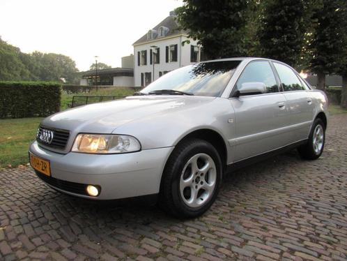 Audi A4 Limousine 1.6 Advance Ecc Xenon Stuurbekrachtiging L, Auto's, Audi, Bedrijf, Te koop, A4, ABS, Airbags, Alarm, Centrale vergrendeling