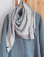 Zomerse kleine omslagdoek of sjaal Summum dipdye, Ophalen of Verzenden, Zo goed als nieuw, Maat 46/48 (XL) of groter, Sjaal