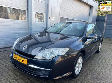 Renault Laguna 1.6 16V-Navigatie-Clima-Cruise-Velgen-New APK beschikbaar voor biedingen
