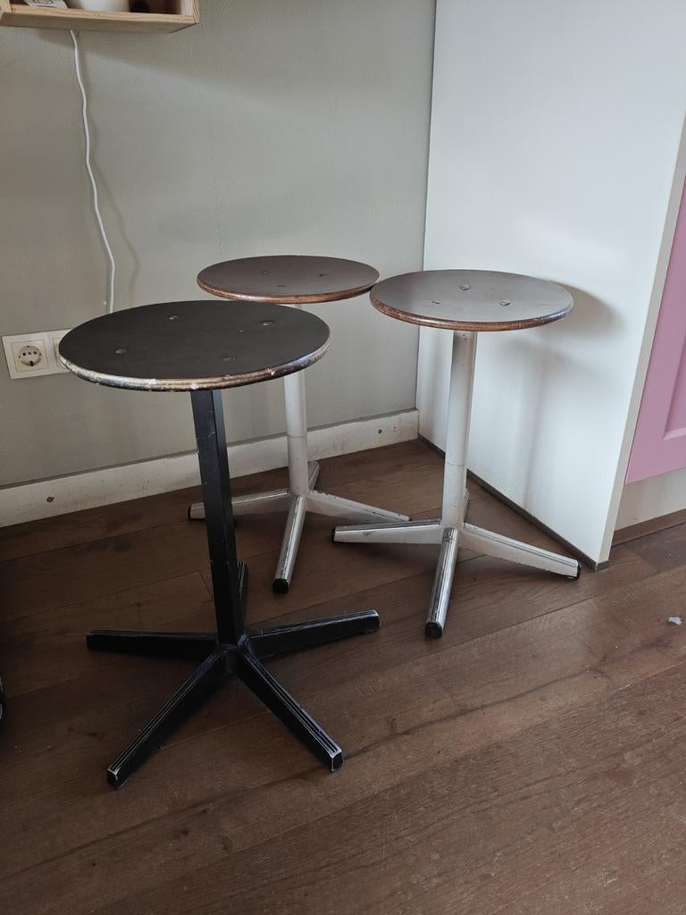 Vintage schoolkruk, houten metalen kruk, Ophalen, Minder dan 50 cm, Gebruikt, Overige materialen