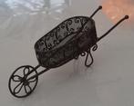 Miniatuur metalen kruiwagen 1:12, Verzamelen, Poppenhuizen en Toebehoren, Ophalen of Verzenden, Zo goed als nieuw, Decoratie