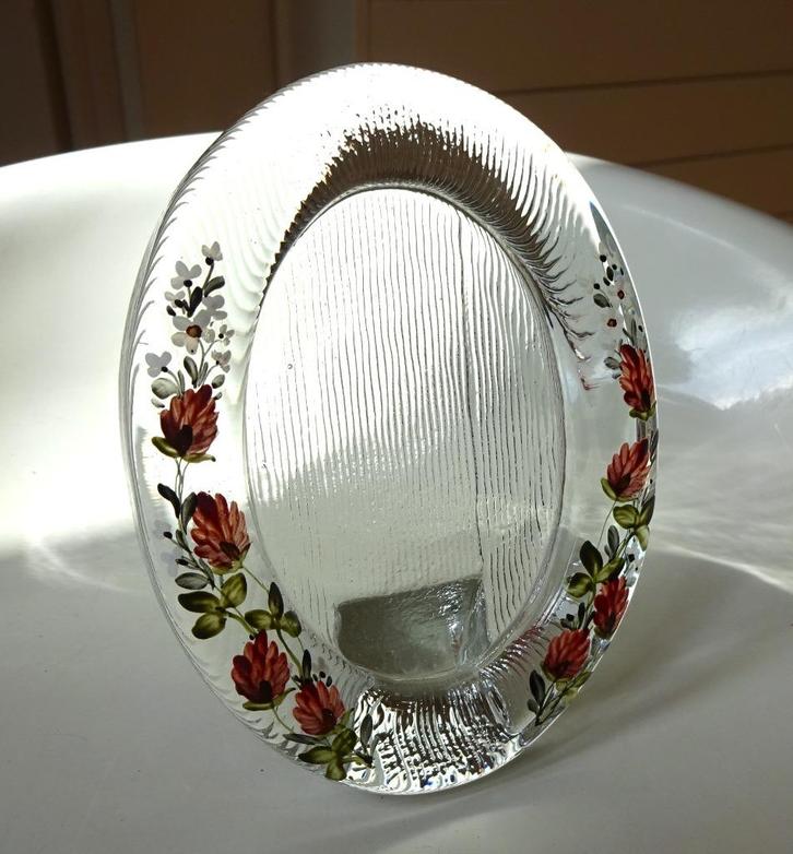 Vintage glazen fotolijst met standaard: beschilderde bloemen, Antiek en Kunst, Curiosa en Brocante, Ophalen of Verzenden