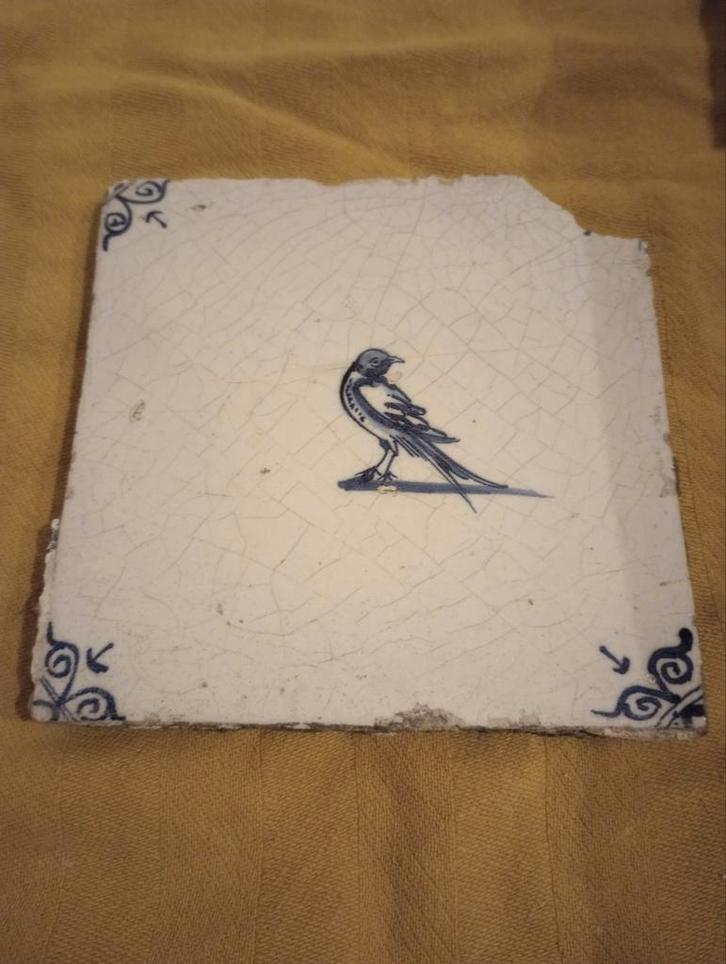 Oude Delfts Blauwe Tegel met Vogel, Antiek en Kunst, Antiek | Wandborden en Tegels, Ophalen of Verzenden