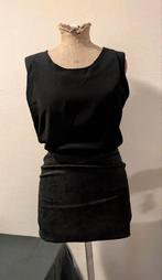 mooi jurkje iedeeal voor de feestdag  maat M, Maat 38/40 (M), Zwart, Ophalen of Verzenden, Zo goed als nieuw