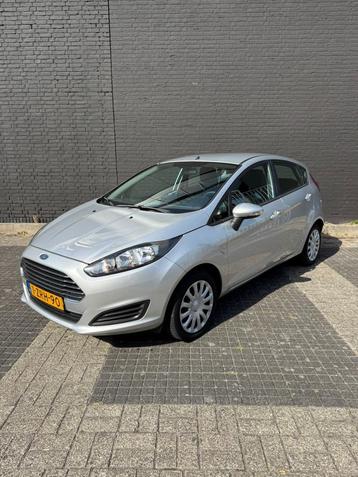 Ford Fiësta 1.0 48KW/65PK 5D 2015 Grijs beschikbaar voor biedingen