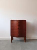 Vintage Deense ladekast in teak, Ophalen, 50 tot 100 cm, Zo goed als nieuw, 3 of 4 laden