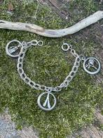 Zware massief zilveren armband avon met 3 bedels, Ophalen of Verzenden, Zo goed als nieuw, Zilver