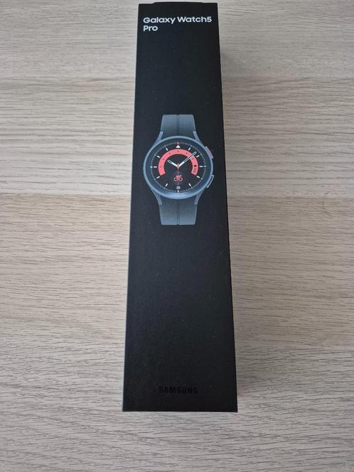 Samsung Galaxy Watch 5 Pro Zwart (LTE) incl garantie & bon, Sieraden, Tassen en Uiterlijk, Smartwatches, Nieuw, Android, Zwart