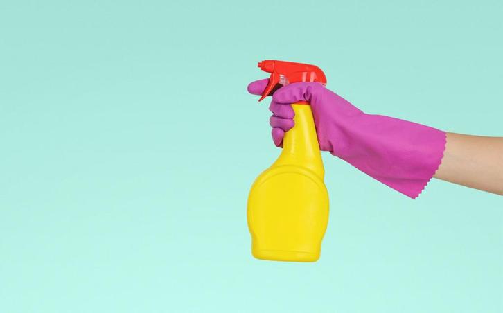 Schhoonmaak/huishuidelijk hulp aangeboden., Vacatures, Vacatures | Schoonmaak en Facilitaire diensten, Vanaf 10 jaar, Overige vormen