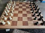 Mooi groot vintage schaakspel van het merk staunton...., Een of twee spelers, Ophalen of Verzenden, Gebruikt, Staunton