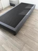 GRATIS. 2x 1 persoons bed met boxpring en matras, Gebruikt, 90 cm, Eenpersoons, Ophalen of Verzenden