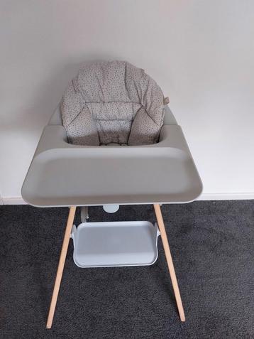 Stokke kinderstoel - Meegroeistoel beschikbaar voor biedingen