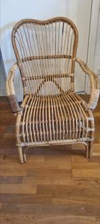 Rotan fauteuil, Huis en Inrichting, Fauteuils, Ophalen, Zo goed als nieuw, 50 tot 75 cm