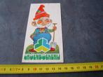 sticker groenboekerij strip kabouter spade, Verzamelen, Stickers, Ophalen, Zo goed als nieuw, Bedrijf of Vereniging
