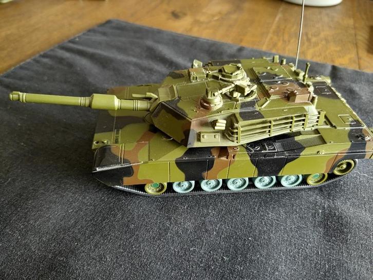 Kyosho miniatuur Tank M1A2 Abrams RC 1/60, Hobby en Vrije tijd, Modelbouw | Auto's en Voertuigen, Gebruikt, Overige typen, 1:50 of kleiner