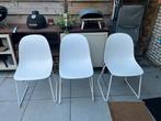 3 stoelen, plastic schaal, stalen onderstel, Huis en Inrichting, Stoelen, Metaal, Drie, Modern, Gebruikt
