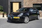 Alfa Romeo Giulietta  1,4 TB 16V MultiAir Turismo F1 Automaa, Auto's, 65 €/maand, 4 cilinders, Met garantie (alle), Zwart