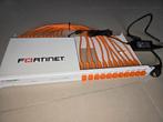Fortinet FG-61E met rackmount kit en adaptor, Computers en Software, Routers en Modems, Ophalen of Verzenden, Gebruikt, Router