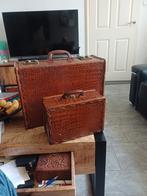 Unieke vonst Twee franse vintage krokodillen leer koffers, Ophalen of Verzenden, Zo goed als nieuw, Leer