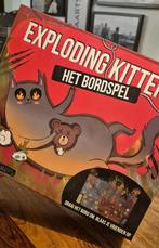 Nieuw! Exploding Kittens Bordspel, Exploding Kittens LLC, Ophalen of Verzenden, Zo goed als nieuw, Vijf spelers of meer