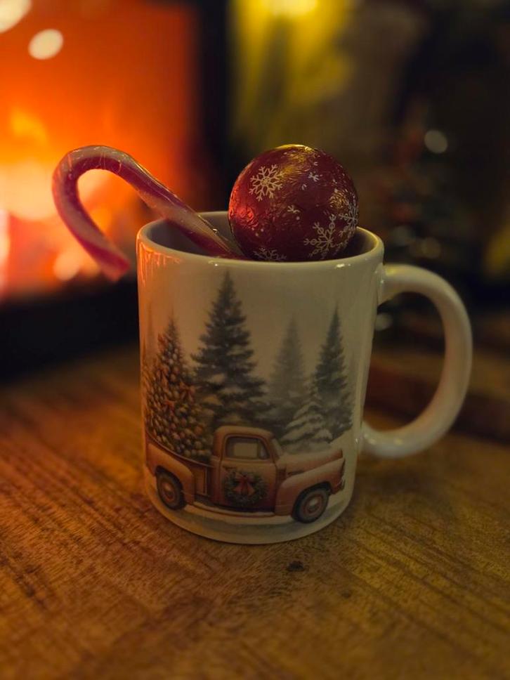 Gepersonaliseerde mok, Huis en Inrichting, Keuken | Servies, Zo goed als nieuw, Kop(pen) en/of Schotel(s), Overige stijlen, Keramiek