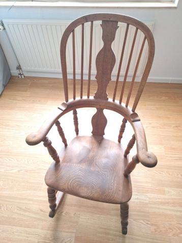 Antieke Windsor Rocking Chair - Schommelstoel beschikbaar voor biedingen