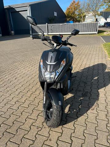 Peugeot Streetzone 2021 | 9736 km | Altijd dealeronderhouden beschikbaar voor biedingen