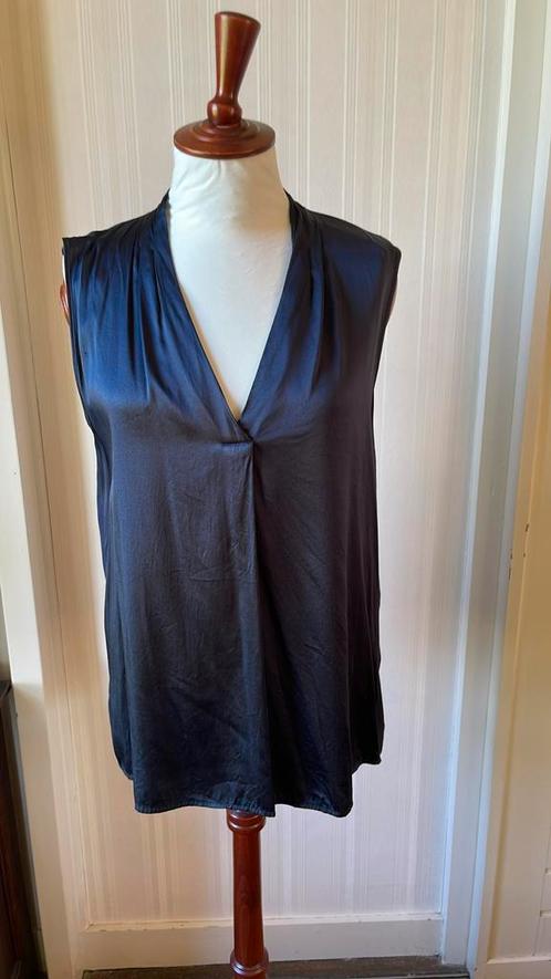 Opruimen: FFC top 42, voor zijdecombi, achter modal stretch, Kleding | Dames, Tops, Zo goed als nieuw, Maat 42/44 (L), Blauw, Zonder mouw