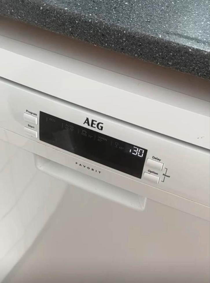 AEG Vaatwasser - Defect - Foutmelding i30, Witgoed en Apparatuur, Vaatwasmachines, Niet werkend, Vrijstaand, 85 tot 90 cm, 60 cm of meer