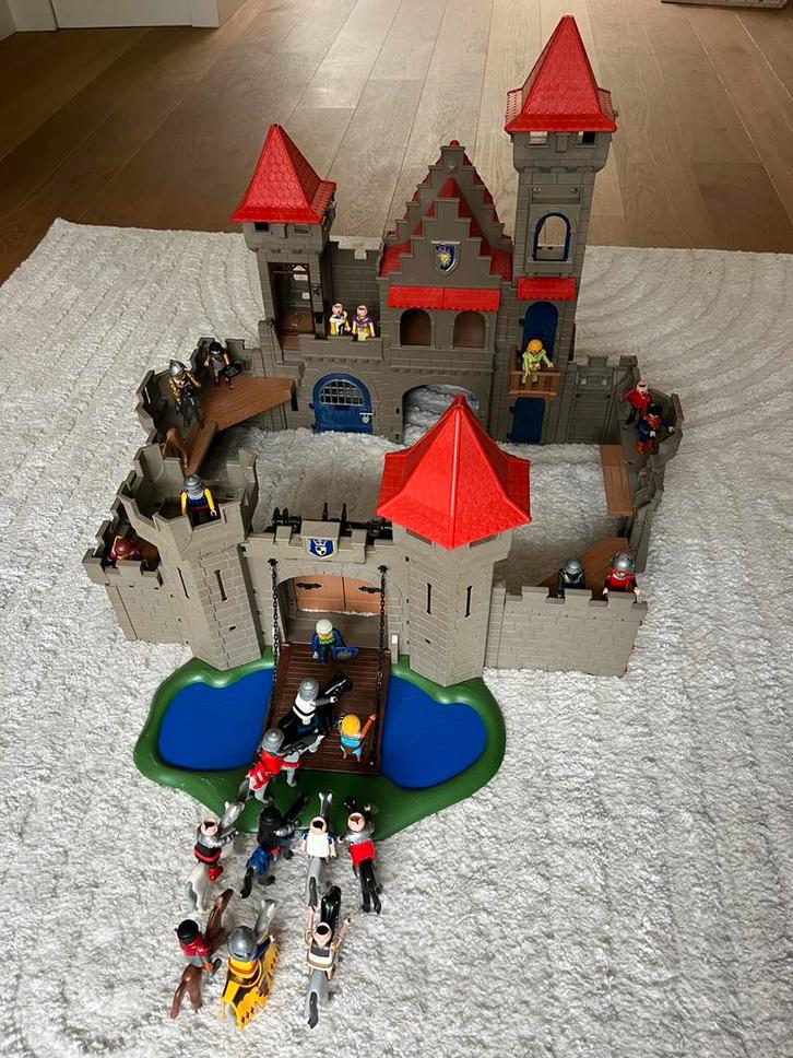 Veel playmobil jongen/ meisje, kasteel/ paleis / paardenstal, Kinderen en Baby's, Speelgoed | Playmobil, Gebruikt, Ophalen
