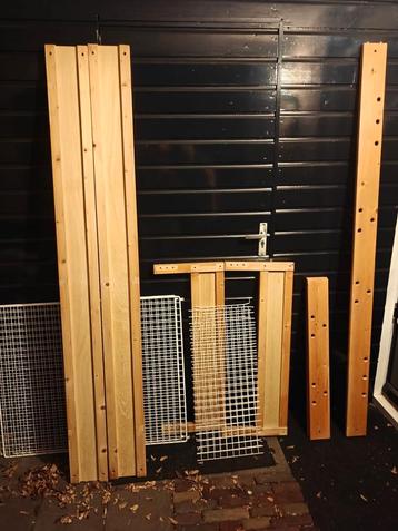 Lundia hoogslaper met lattenbodem, ladder en matras beschikbaar voor biedingen
