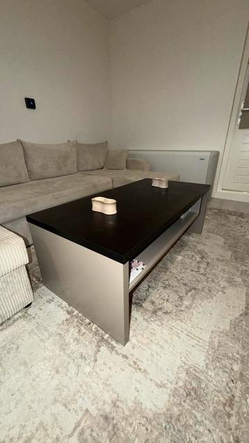 Moderne Zwart/Taupe Salontafel - Zo Goed Als Nieuw! beschikbaar voor biedingen
