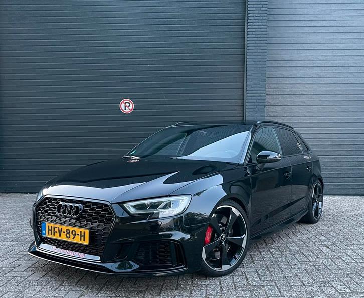 Audi RS3 Sportback 2.5 TFSI Quattro | Pano | B&O, Auto's, Audi, Particulier, Benzine, Hatchback, Automaat, Geïmporteerd, Zwart