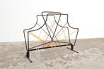 Vintage midcentury lectuurbak 'spaghetti' krantenbak, Ophalen of Verzenden, Gebruikt