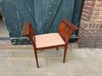 VINTAGE AANKLEEDKRUK MET SPIJLEN, Antiek en Kunst, Antiek | Meubels | Stoelen en Banken, Ophalen of Verzenden